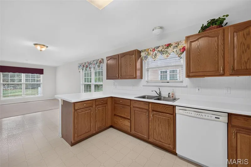 1563 Englebrook Drive, Wildwood, MO 63011 — listing photo 20 of 50