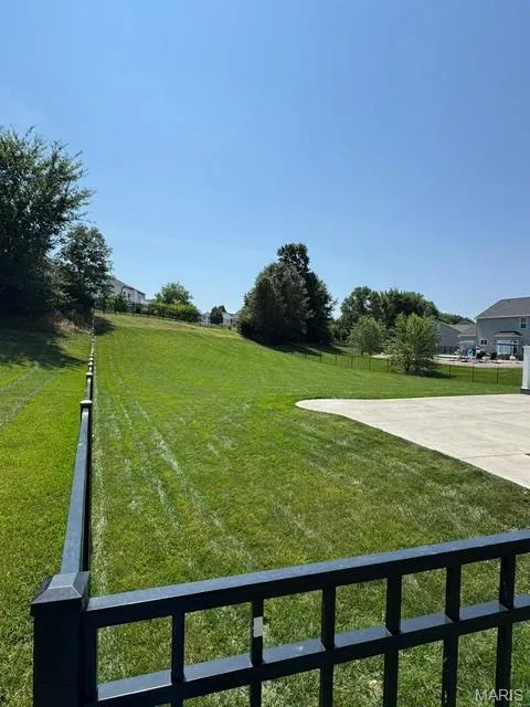 106 Crystal Creek Court, Wentzville, MO 63385 — listing photo 5 of 34