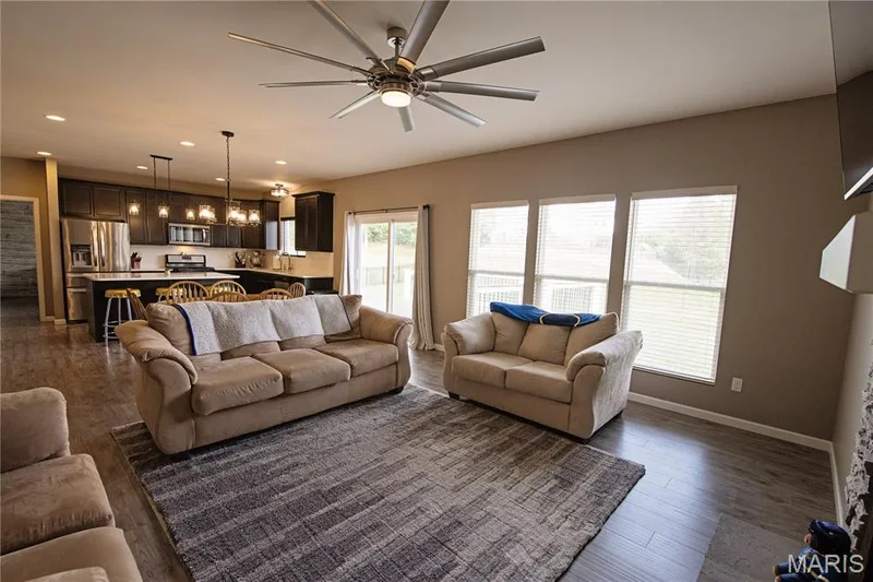 106 Crystal Creek Court, Wentzville, MO 63385 — listing photo 15 of 34