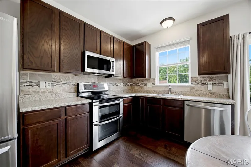 315 Fronterra Court, Cottleville, MO 63376 — listing photo 10 of 42