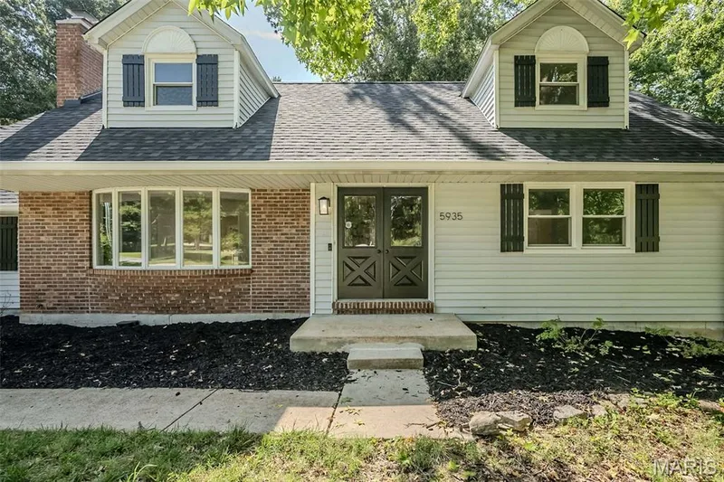 5935 Lafayette Drive, Weldon Spring, MO 63304 — listing photo 4 of 57