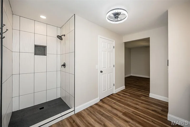 New enlarged shower — 5935 Lafayette Drive, Weldon Spring, MO 63304