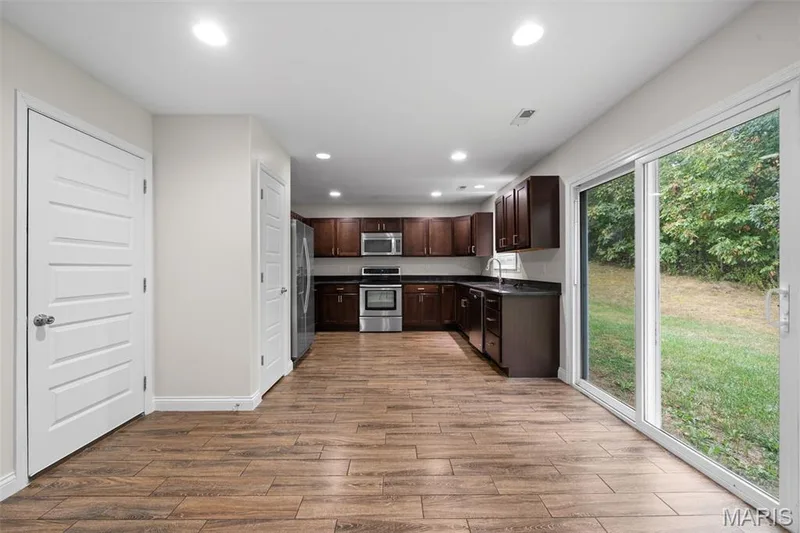 1116 Marathon Drive, Foristell, MO 63348 — listing photo 9 of 28