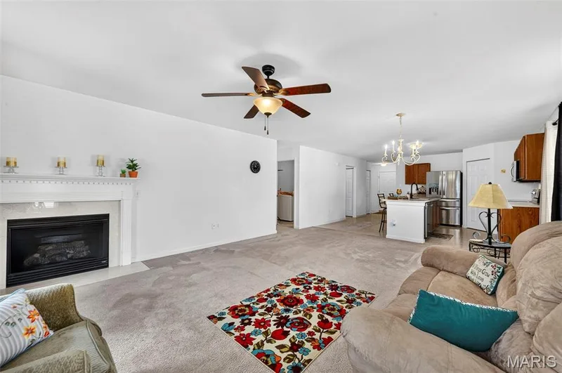 549 Rifle Ridge Drive, Wentzville, MO 63385 — listing photo 8 of 34
