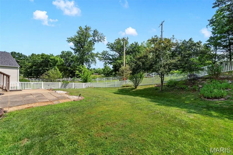 549 Rifle Ridge Drive, Wentzville, MO 63385 — listing photo 31 of 34