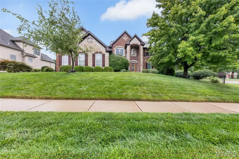 100 Sunnybrooke Estates Court, Dardenne Prairie, MO 63368 — listing photo 3 of 83