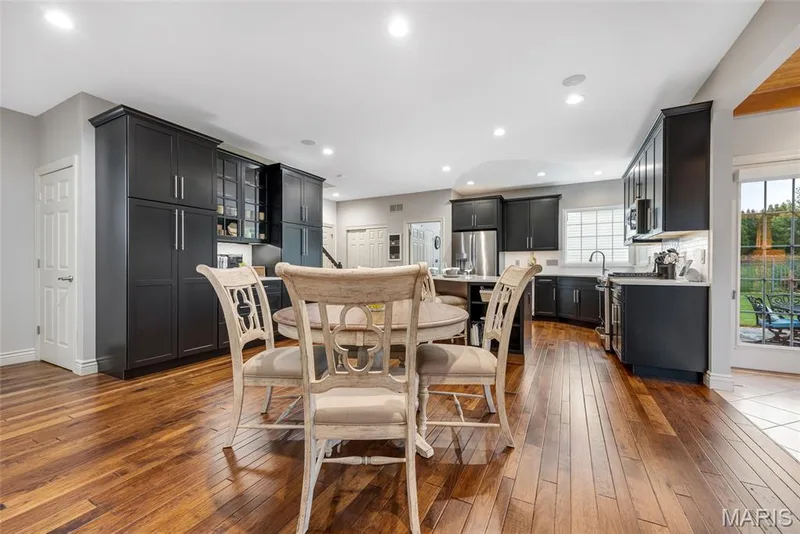 100 Sunnybrooke Estates Court, Dardenne Prairie, MO 63368 — listing photo 17 of 83