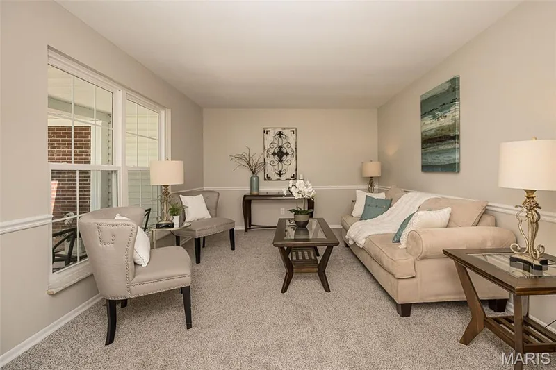 5927 Lafayette Drive, Weldon Spring, MO 63304 — listing photo 8 of 57