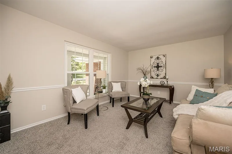 5927 Lafayette Drive, Weldon Spring, MO 63304 — listing photo 9 of 57