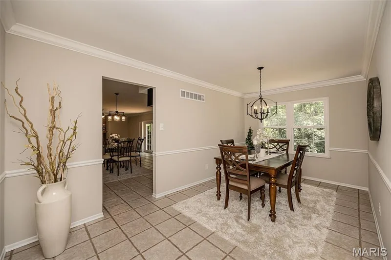 5927 Lafayette Drive, Weldon Spring, MO 63304 — listing photo 11 of 57