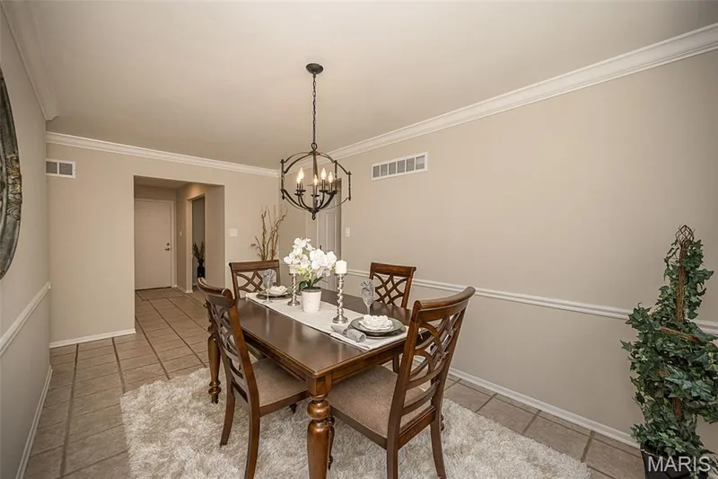 5927 Lafayette Drive, Weldon Spring, MO 63304 — listing photo 12 of 57