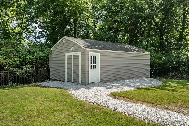 Large barn in backyard, heated and cooled — 5927 Lafayette Drive, Weldon Spring, MO 63304