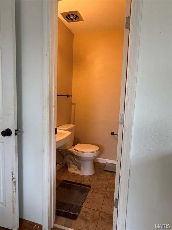 Master bath with shower — 2701 Headland Drive, St Charles, MO 63301