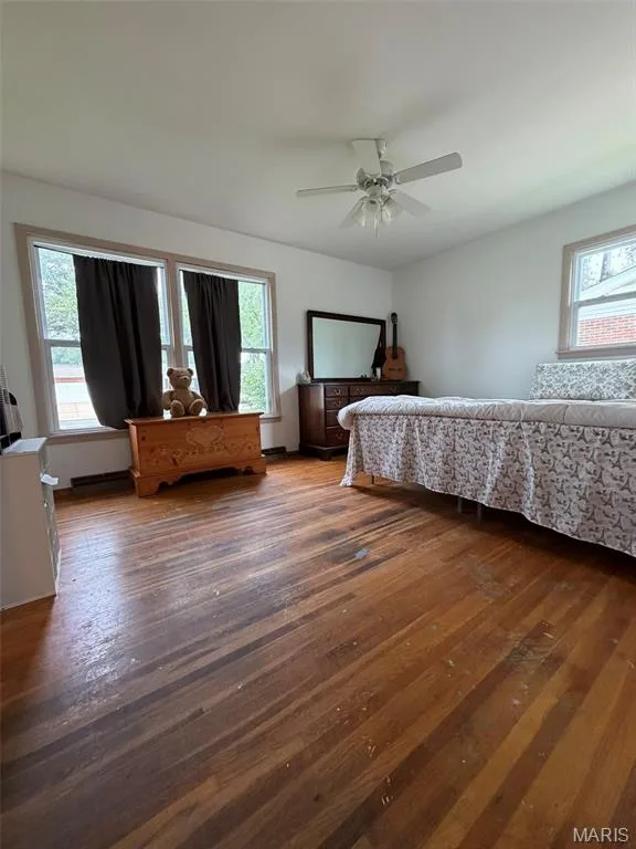 Spacious Master bedroom14x12 — 2701 Headland Drive, St Charles, MO 63301