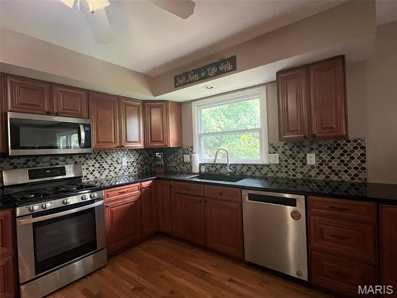 13x13 Kitchen13x13 diningroom21x12 LivingroomSee short virtual videos — 2701 Headland Drive, St Charles, MO 63301