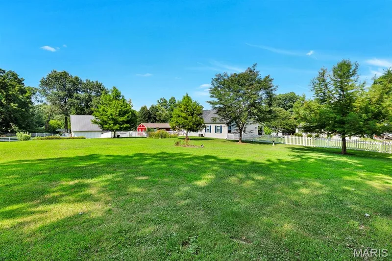 2365 Saint Paul Road, St Paul, MO 63366 — listing photo 23 of 28