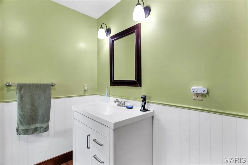 Primary Bathroom — 2365 Saint Paul Road, St Paul, MO 63366