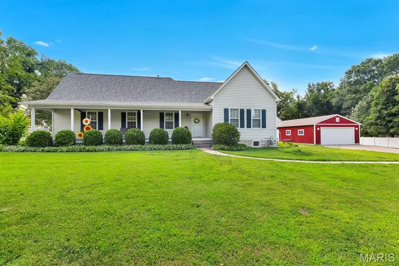 2365 Saint Paul Road, St Paul, MO 63366 — listing photo 25 of 28