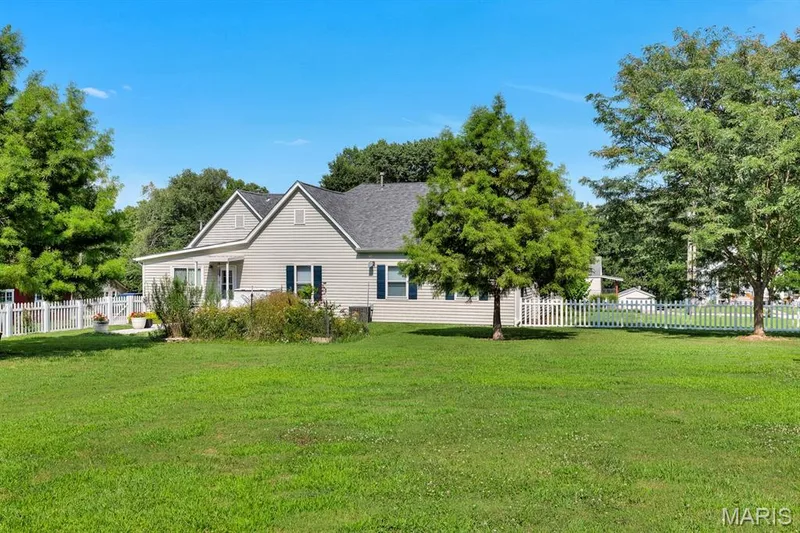 2365 Saint Paul Road, St Paul, MO 63366 — listing photo 26 of 28