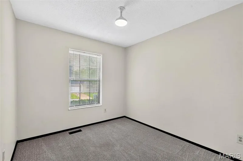 2305 Amarillo Drive, O'Fallon, MO 63368 — listing photo 11 of 27
