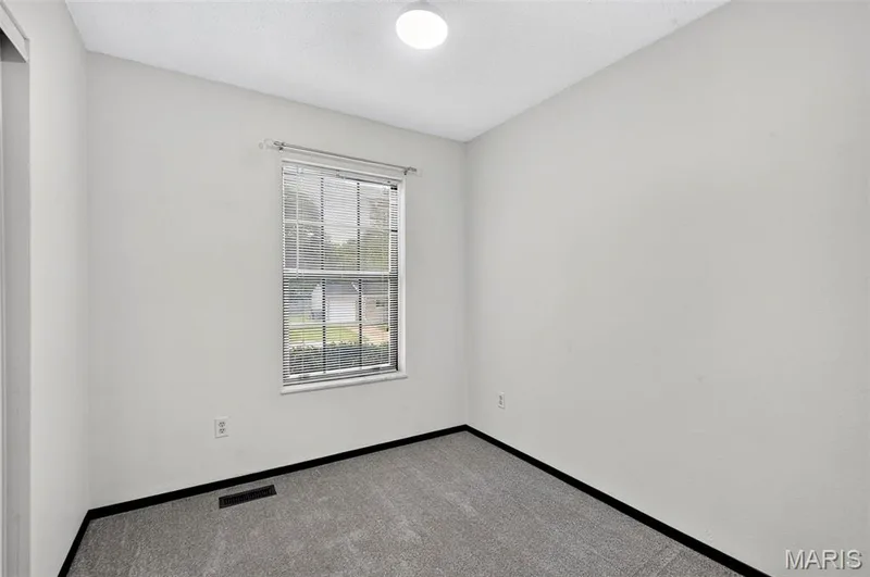 2305 Amarillo Drive, O'Fallon, MO 63368 — listing photo 14 of 27