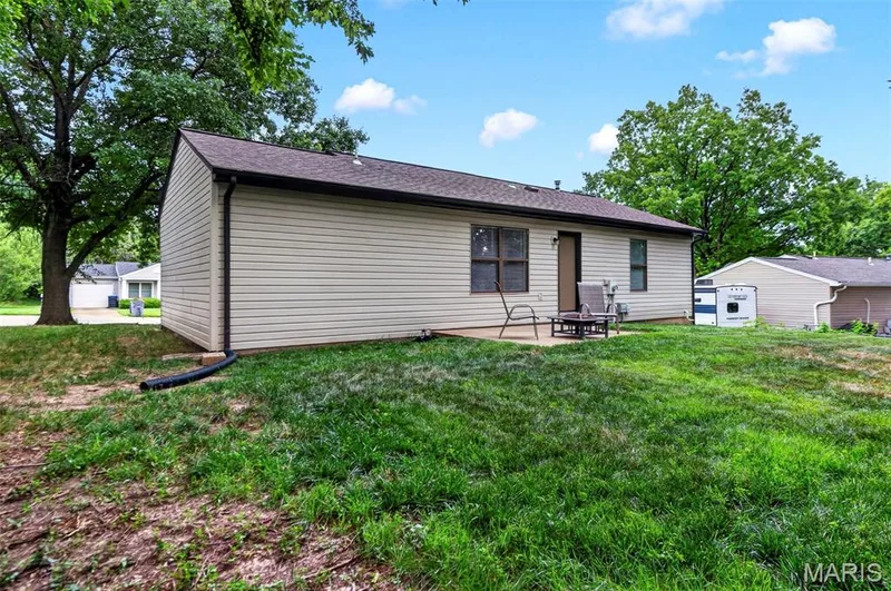 2305 Amarillo Drive, O'Fallon, MO 63368 — listing photo 22 of 27