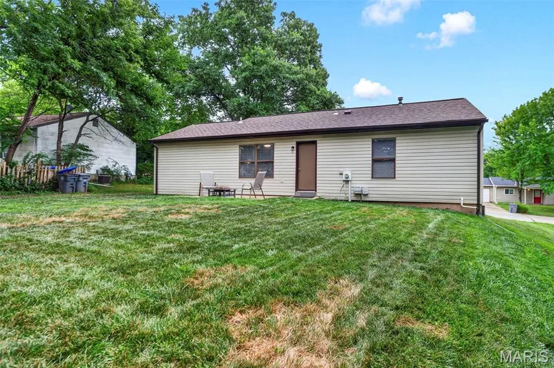 2305 Amarillo Drive, O'Fallon, MO 63368 — listing photo 24 of 27