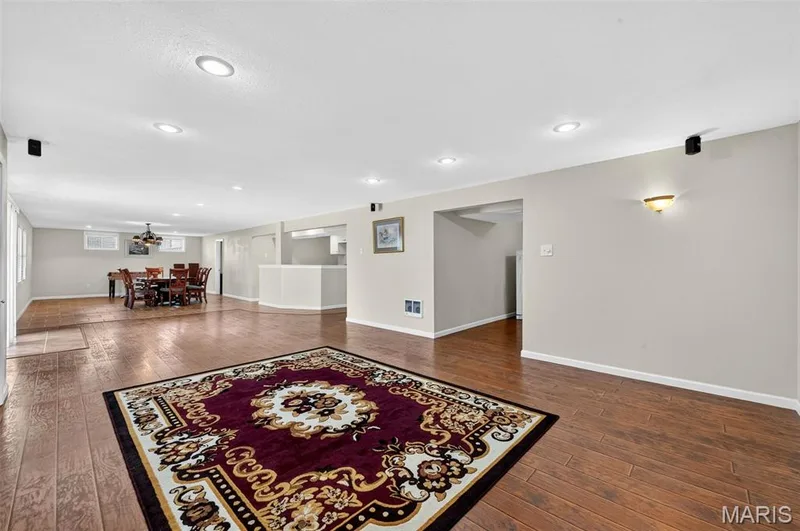 4425 Millcroft Drive, St Charles, MO 63304 — listing photo 25 of 37