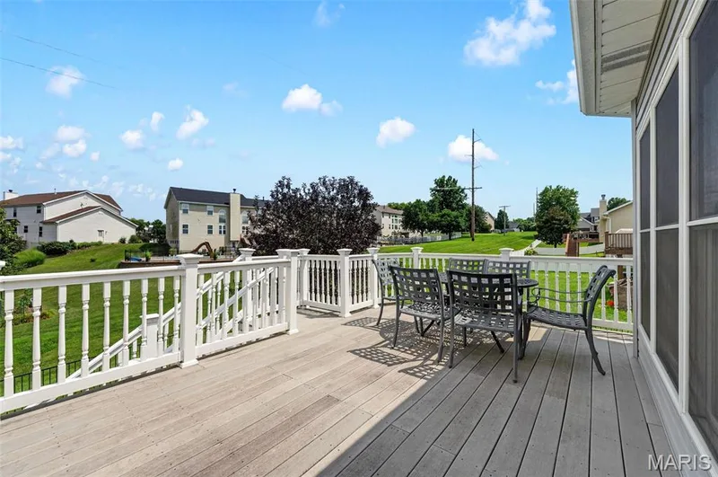4425 Millcroft Drive, St Charles, MO 63304 — listing photo 33 of 37
