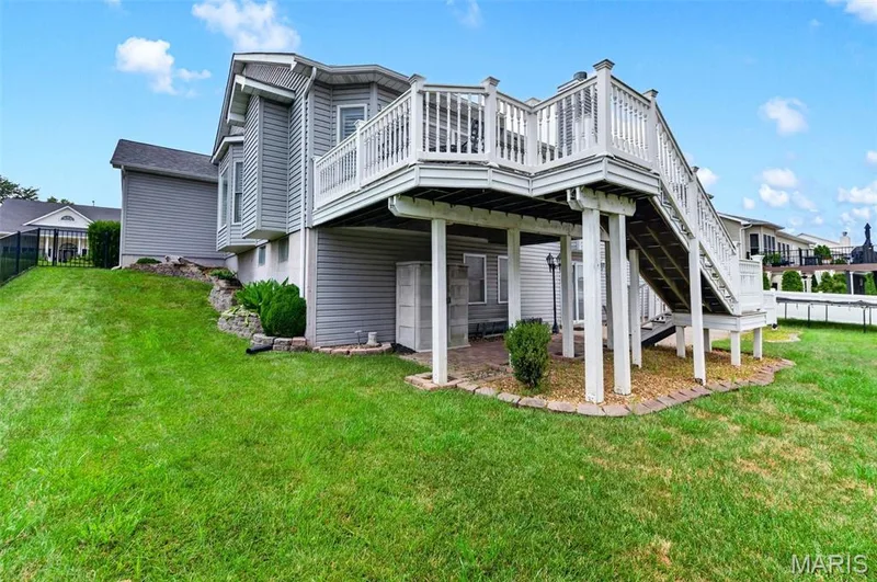 4425 Millcroft Drive, St Charles, MO 63304 — listing photo 34 of 37