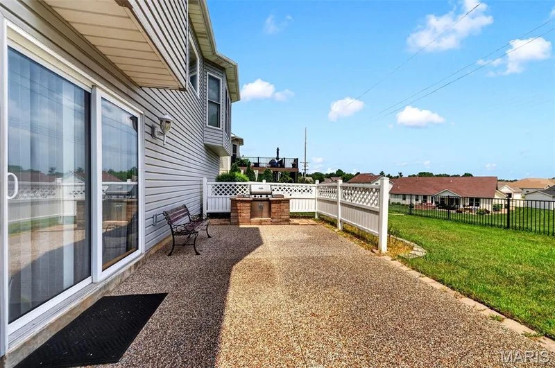 4425 Millcroft Drive, St Charles, MO 63304 — listing photo 36 of 37