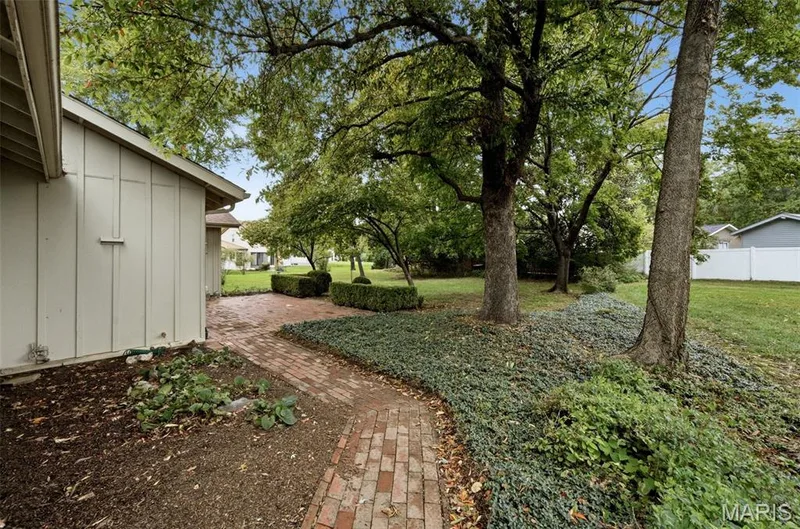 2176 Parasol Drive, Chesterfield, MO 63017 — listing photo 31 of 33