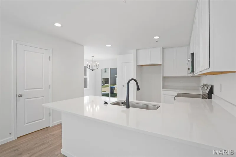 166 Sunset Terrace Drive, O'Fallon, MO 63385 — listing photo 5 of 19