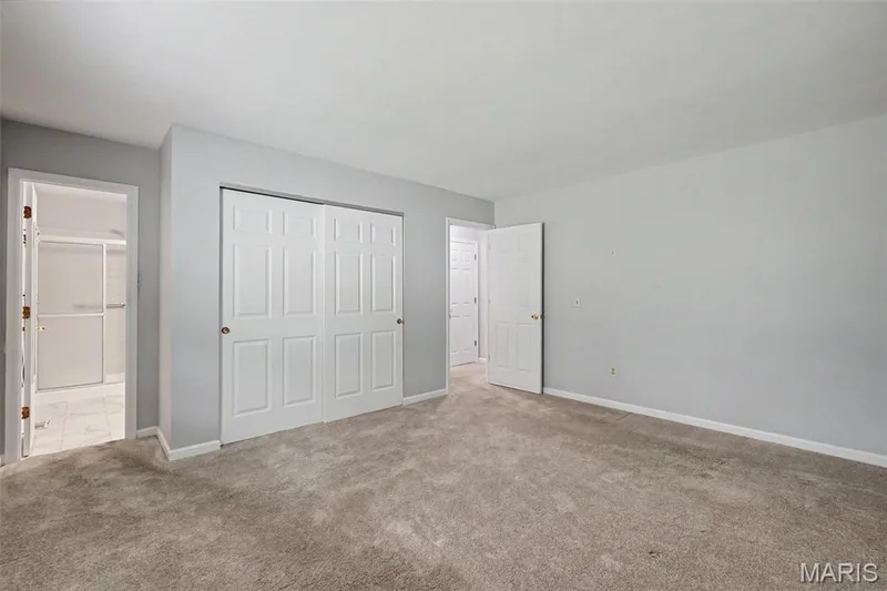 2215 Graystone Drive, St Charles, MO 63303 — listing photo 13 of 34