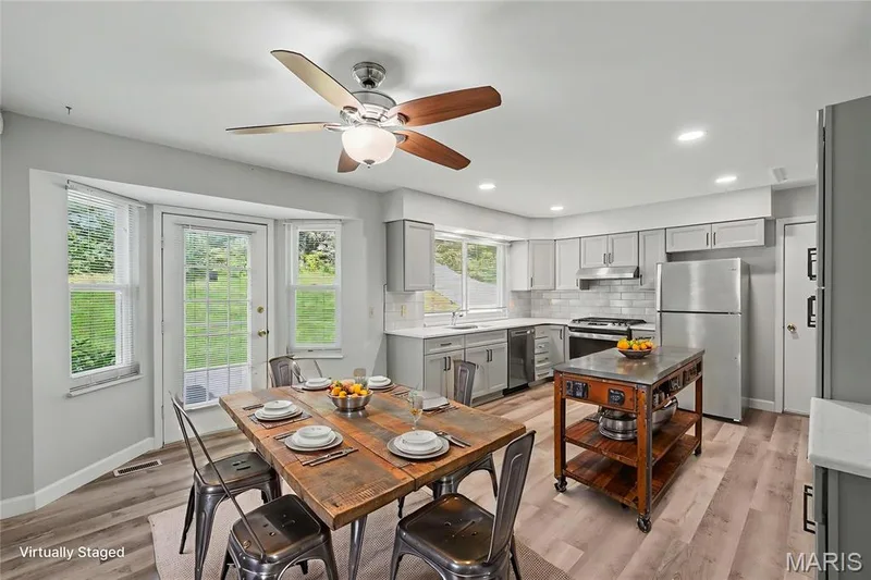 2215 Graystone Drive, St Charles, MO 63303 — listing photo 9 of 34