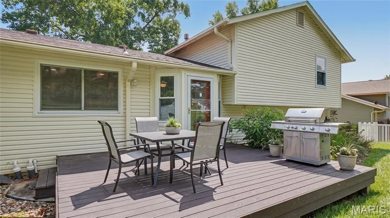 2215 Graystone Drive, St Charles, MO 63303 — listing photo 24 of 34