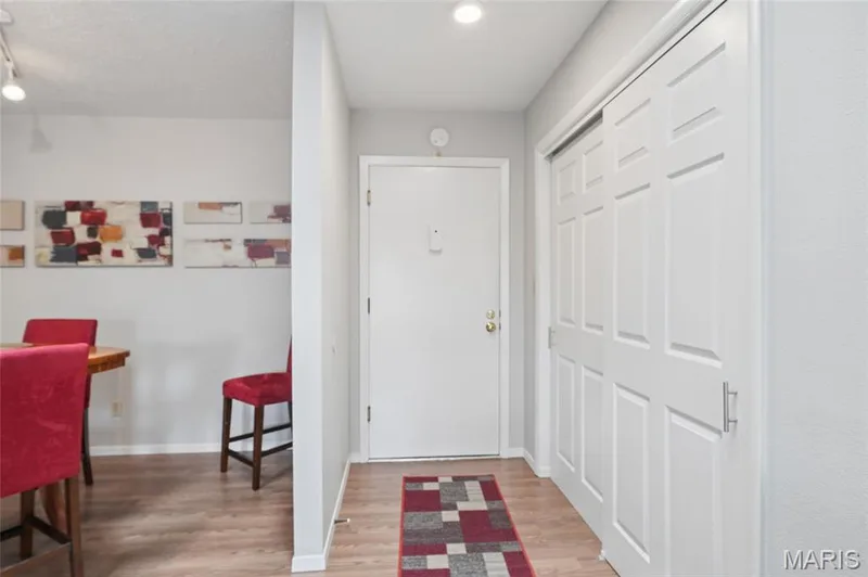 1436 Heritage Landing #310, St Charles, MO 63303 — listing photo 2 of 22