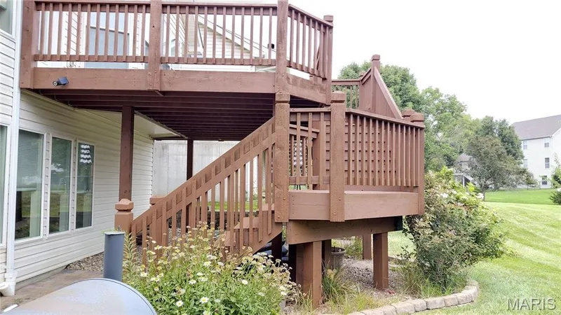 15234 Brightfield Manor Drive, Chesterfield, MO 63017 — listing photo 31 of 34