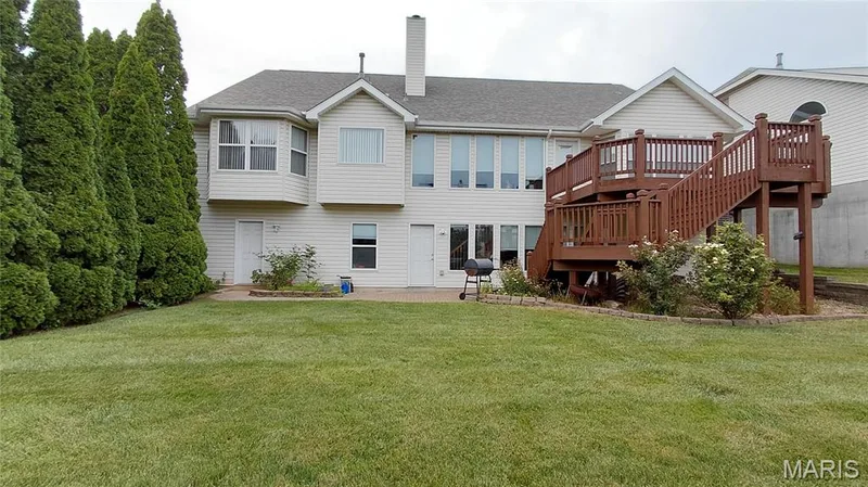 Atrium, Bay Windows , Walkout Lower (2 doors) ,Patio — 15234 Brightfield Manor Drive, Chesterfield, MO 63017
