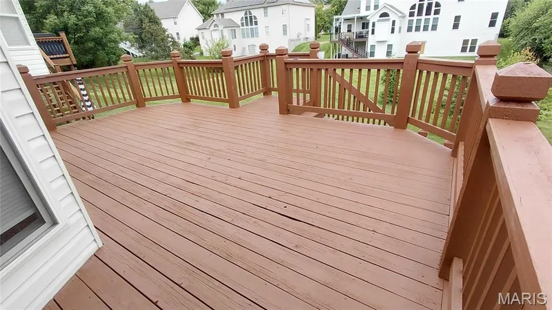Lg deck with fresh paint 7/026. — 15234 Brightfield Manor Drive, Chesterfield, MO 63017