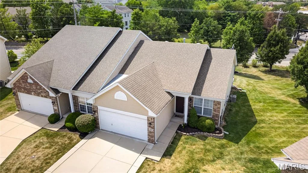 37 Sommer Circle Drive, O'Fallon, MO 63368 — listing photo 1 of 21