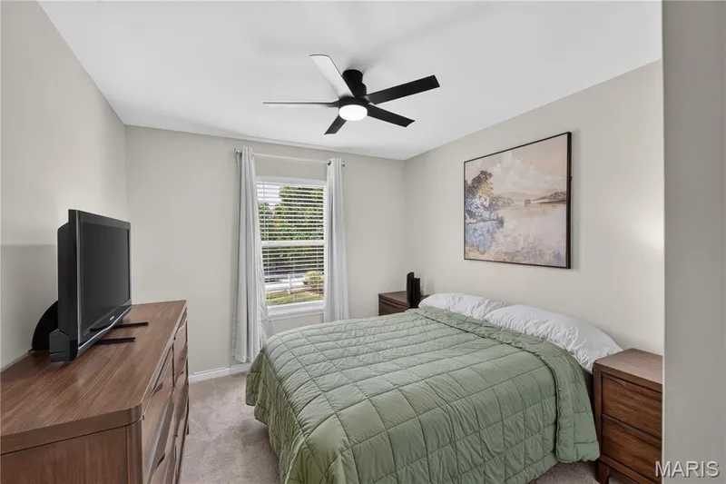 37 Sommer Circle Drive, O'Fallon, MO 63368 — listing photo 13 of 21