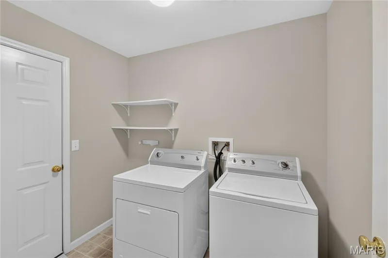 37 Sommer Circle Drive, O'Fallon, MO 63368 — listing photo 16 of 21
