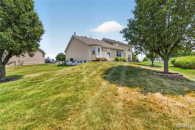 37 Sommer Circle Drive, O'Fallon, MO 63368 — listing photo 20 of 21