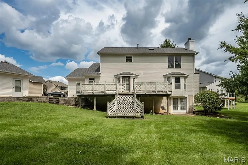 Back of House — 14 Ludwigs Oak Court, St Charles, MO 63303