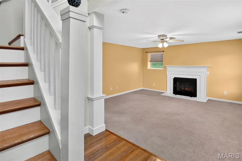 3950 White Rose Lane, St Charles, MO 63304 — listing photo 5 of 38