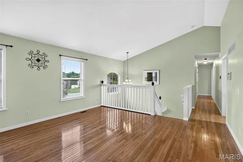 3950 White Rose Lane, St Charles, MO 63304 — listing photo 7 of 38