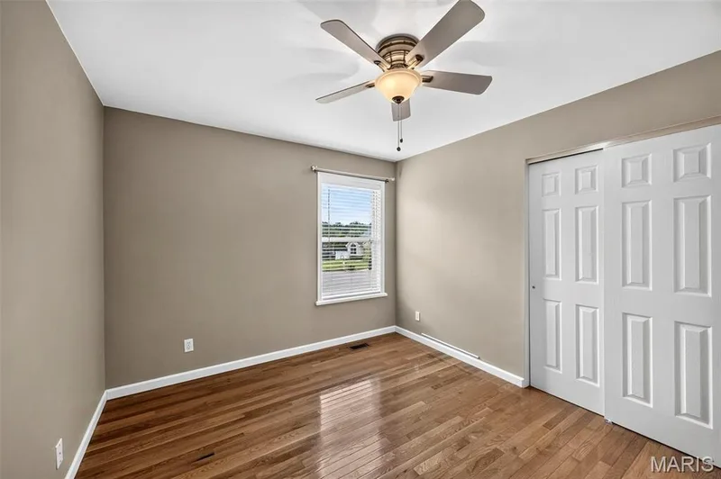 3950 White Rose Lane, St Charles, MO 63304 — listing photo 9 of 38
