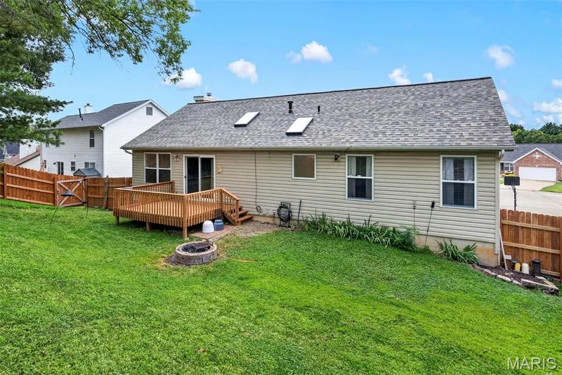 3950 White Rose Lane, St Charles, MO 63304 — listing photo 37 of 38