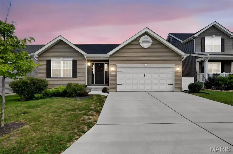 134 Liberty Valley Drive, Foristell, MO 63348 — listing photo 2 of 36